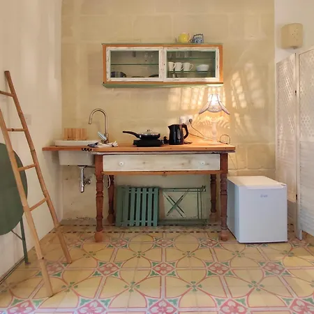 Pensionat Serene Respite Close To Rabat 3*